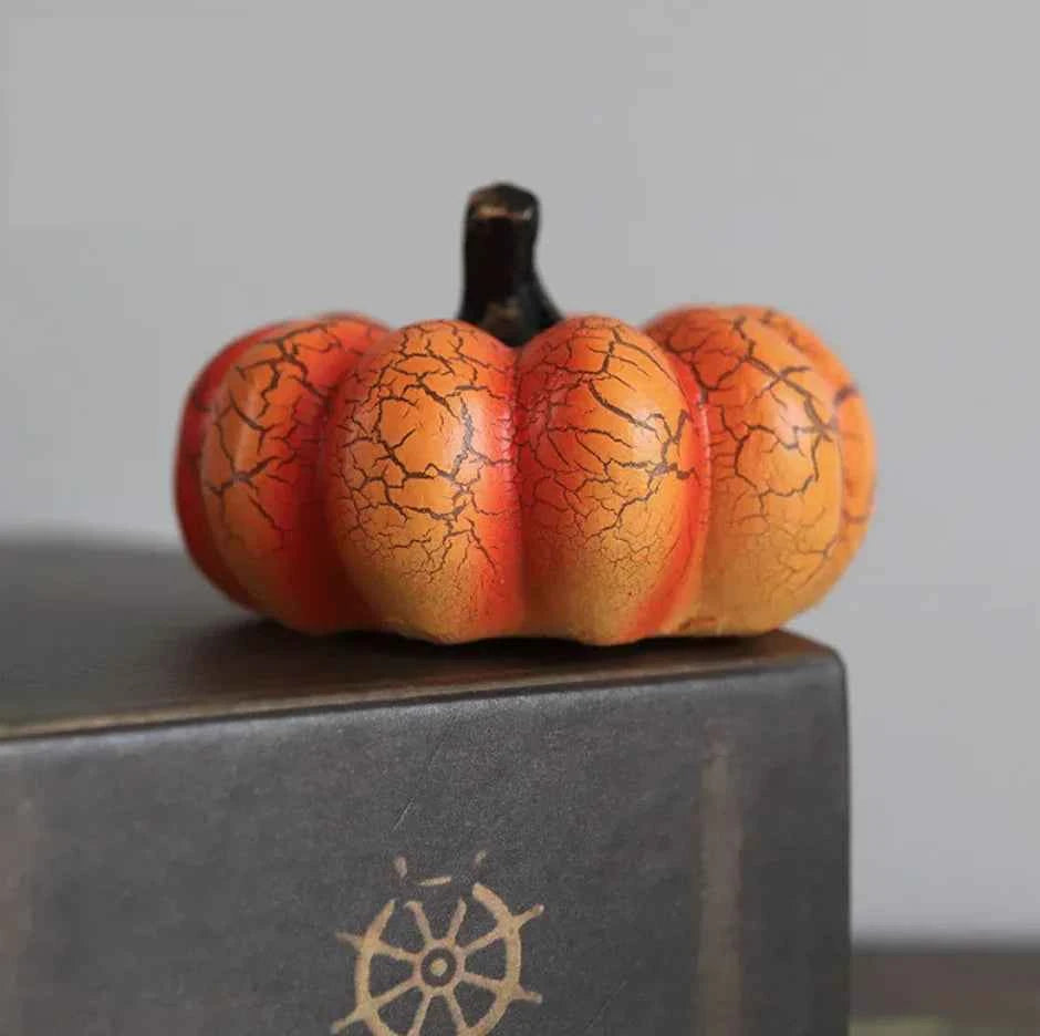Halloween Pumpkin Lantern with LED Candle Lamp - Luminous Resin Simulation - Winima
